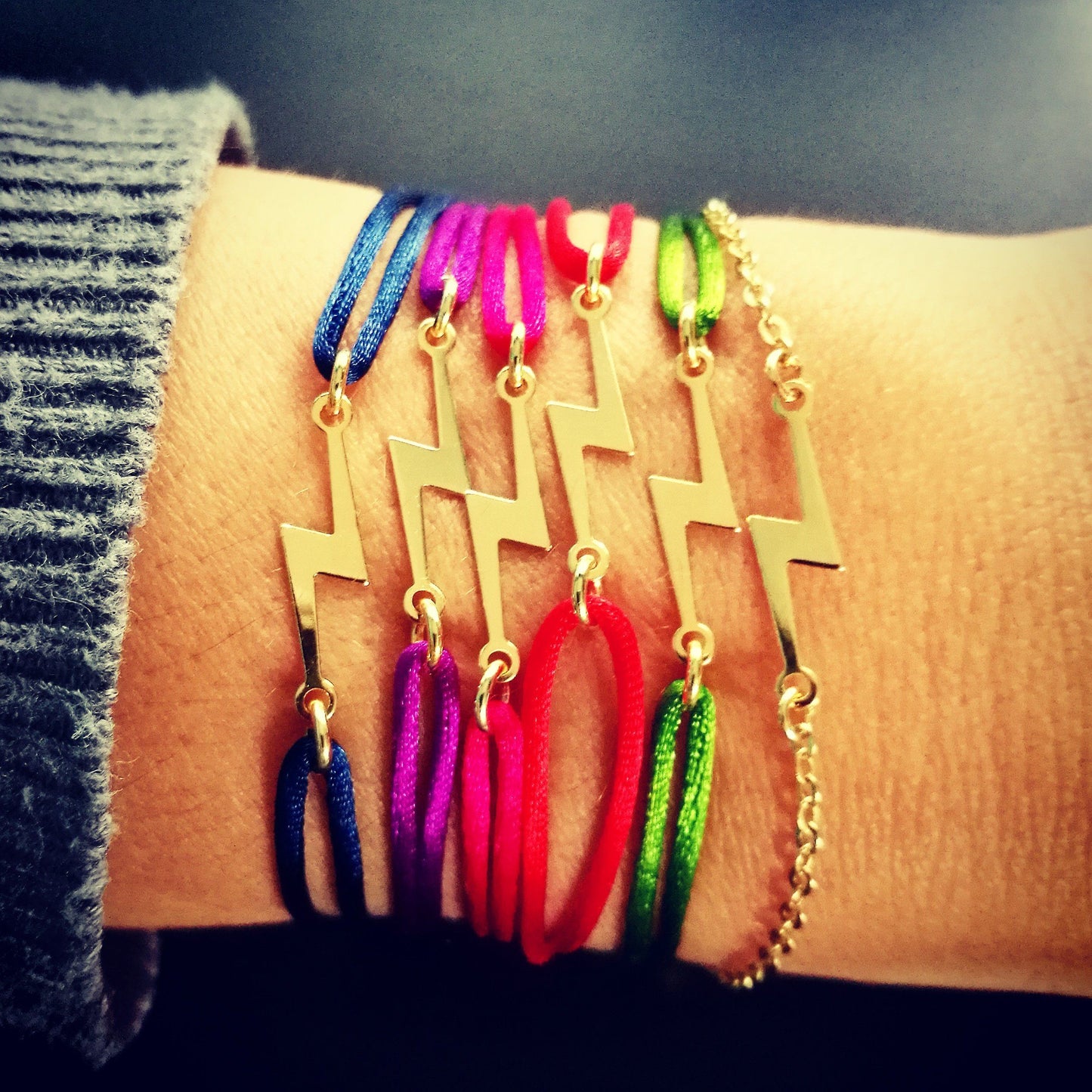 bliksem armband satijn
