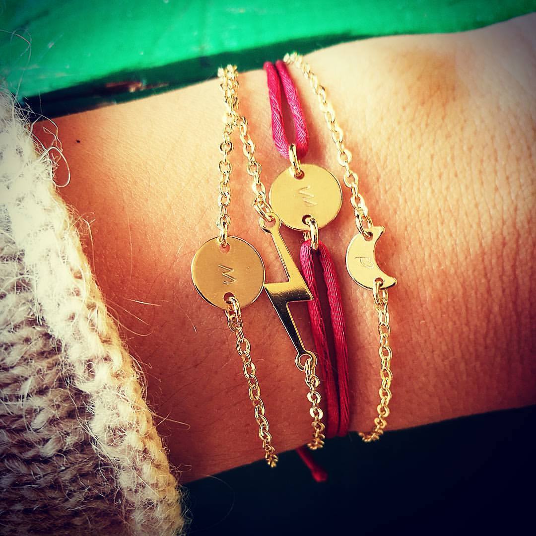bliksem armband en initiaal armband