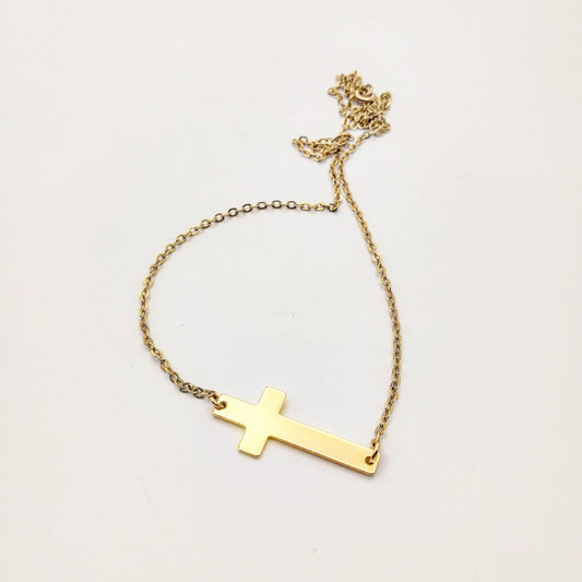 ketting met gouden kruis - lux & luz sieraden
